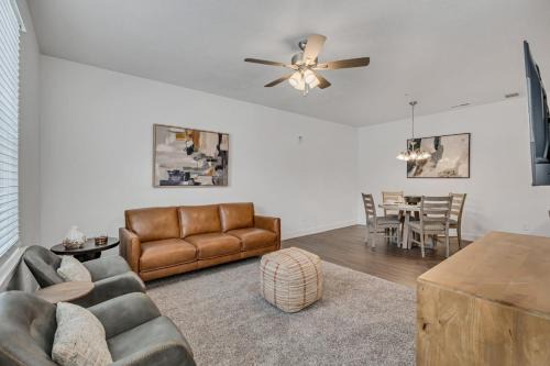 Utah County House | Wind Farm Estates by CDH