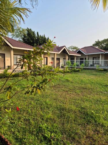 Alibaug Hotel | Windchime Cottages