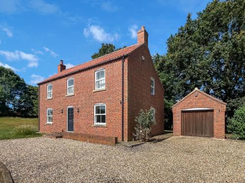 Tetford House | Windmill Cottage