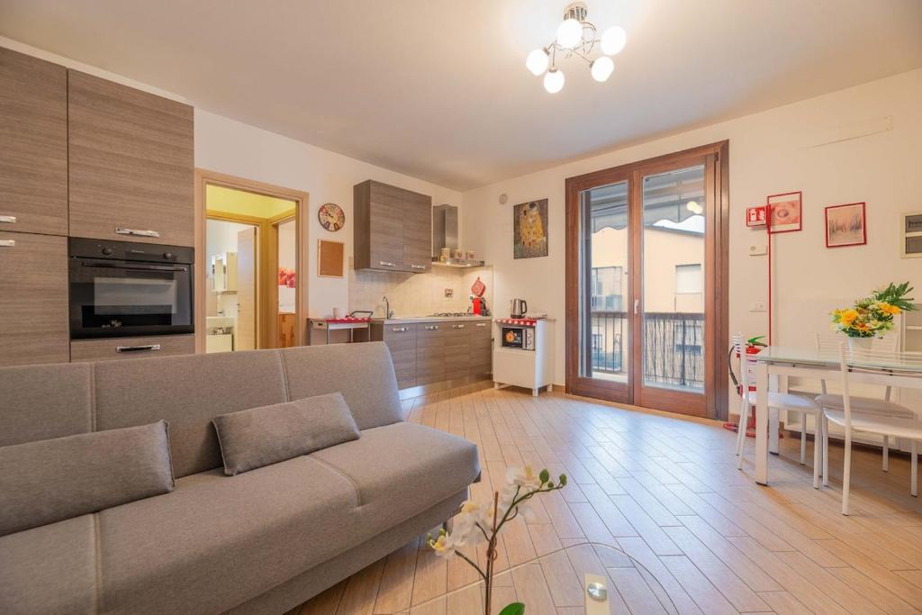 Pisa Apartment | Windrose D&S