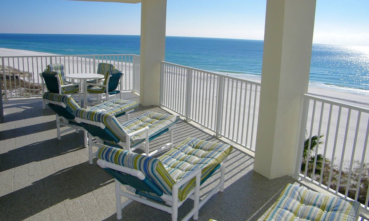 Orange Beach Condo | Windward Pointe 601, Orange Beach, AL Gulf Front Beach Condo East Corner Balcony