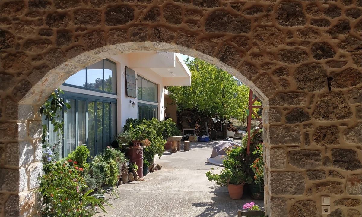 Fourfouras House | Windy Place