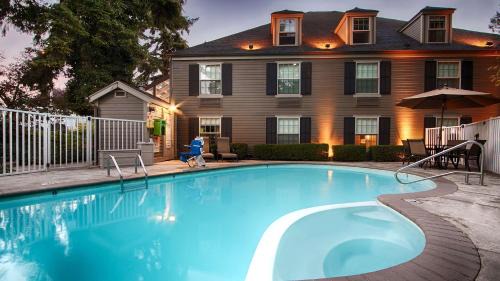 Meridian Hotel | Wingate by Wyndham Bellingham Heritage Inn