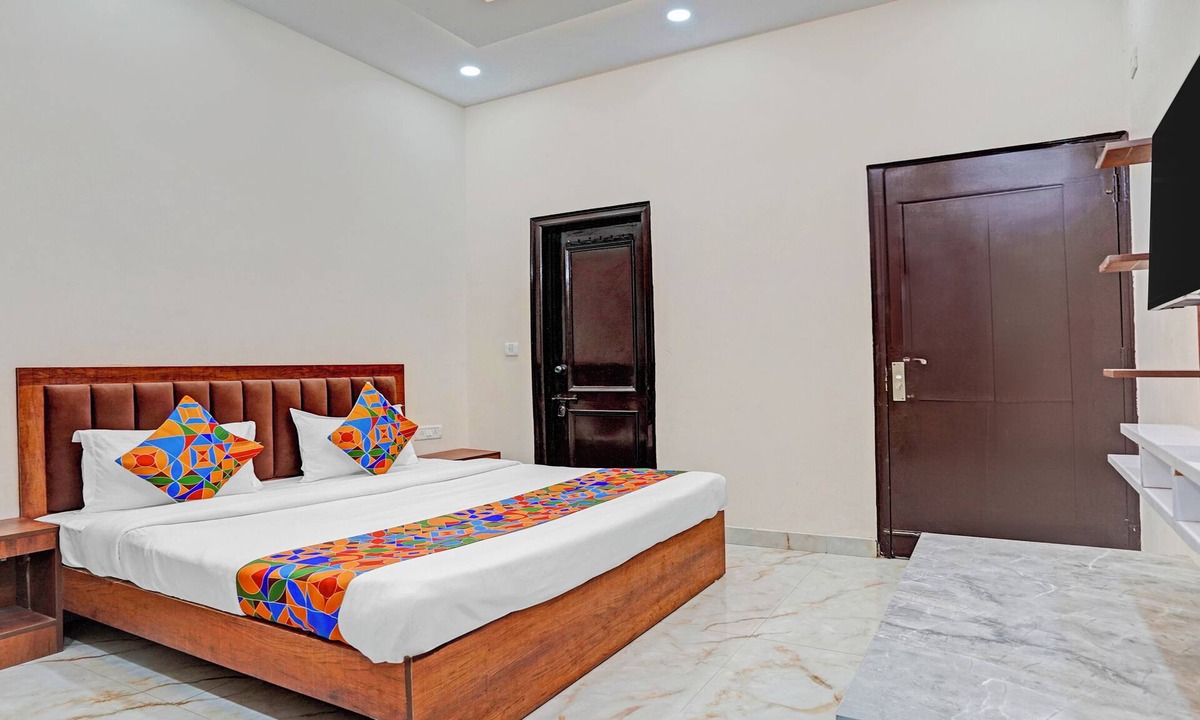 Noida Hotel | Winsome Residency
