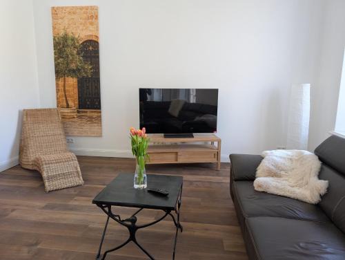 Brauneberg Apartment | Winzervilla Kammerhof - 3x stilvolle & geräumige FeWos mit Moselblick, 2-12 Gäste buchbar, direkt am Moselradweg