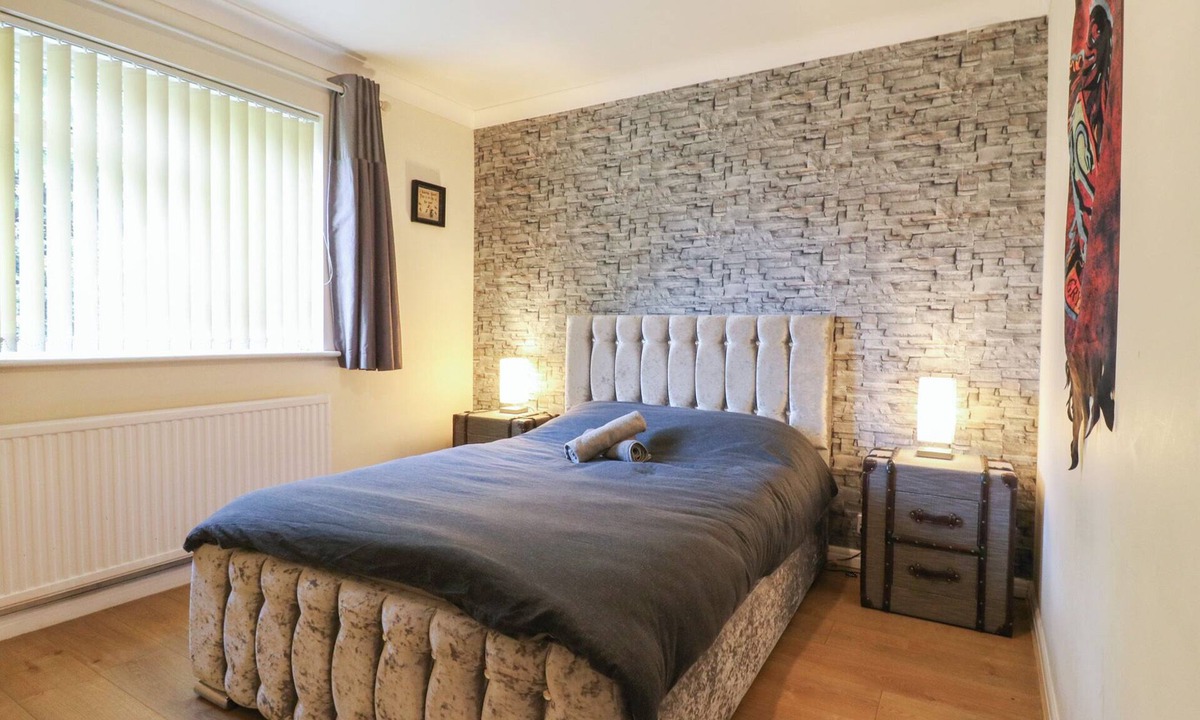 Leavesden Cottage | Wizard's Hideaway