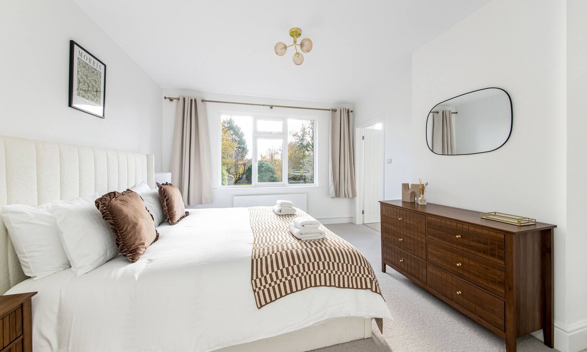 Oxford House | WJShortlets - Sunderland, Oxford