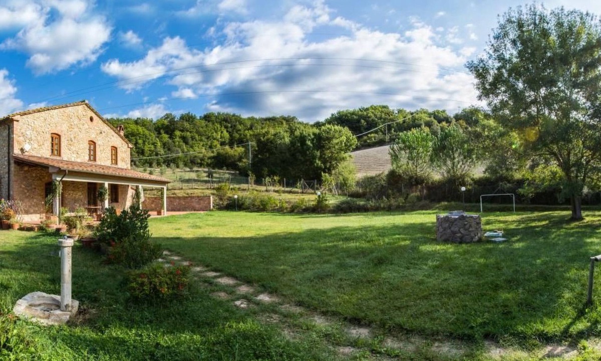 Montecatini Val di Cecina Apartment | Wohnung mit Garten, Grill und Terrasse by Interhome