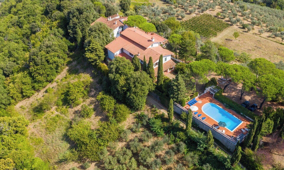 Carmignano Villa | Wonderful private villa for 10 people with private pool, WIFI, TV, patio and pets allowed