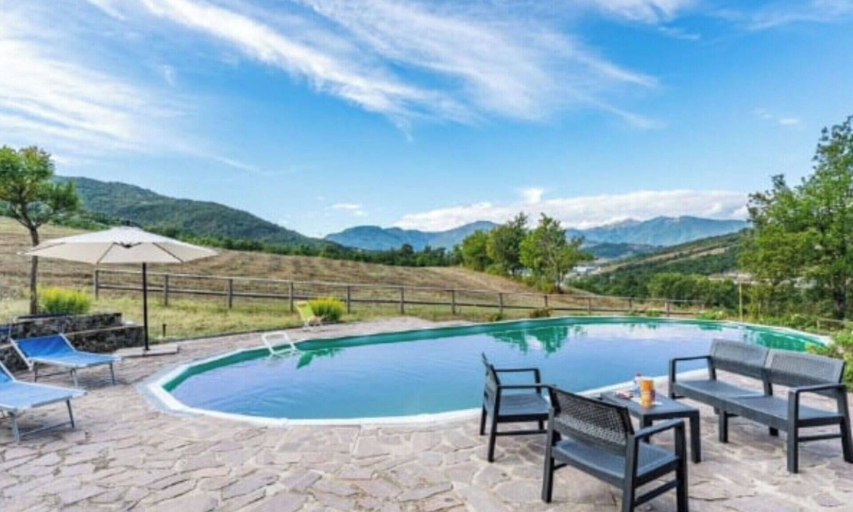 Castel di Casio House | Wonderful private villa for 12 guests with WIFI, private pool, TV and pets allowed