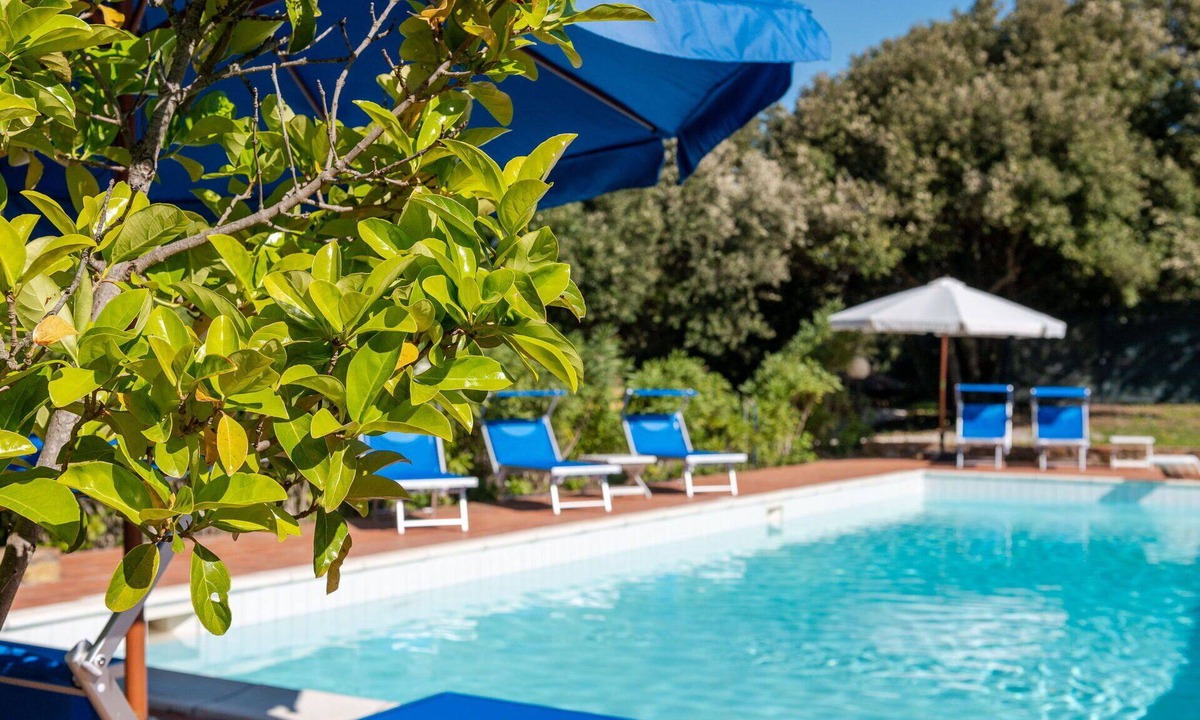 Massa Marittima Villa | Wonderful private villa with A/C, private pool, WIFI, TV, patio, pets allowed and panoramic view