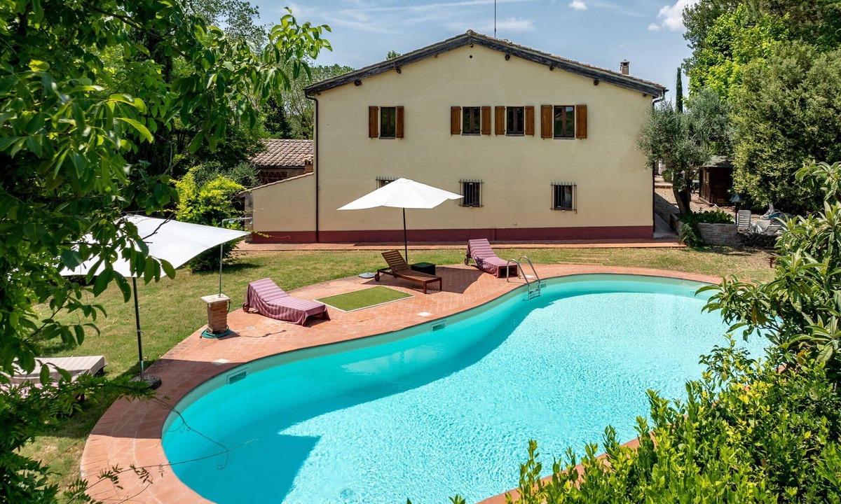 Monteriggioni House | Wonderful private villa for 8 people with WIFI, private pool, TV and pets allowed, close to Siena