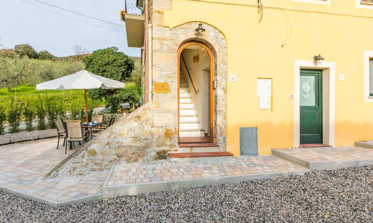 Santa Luce House | Wonderful private villa for 6 guests with WIFI, A/C, TV and patio