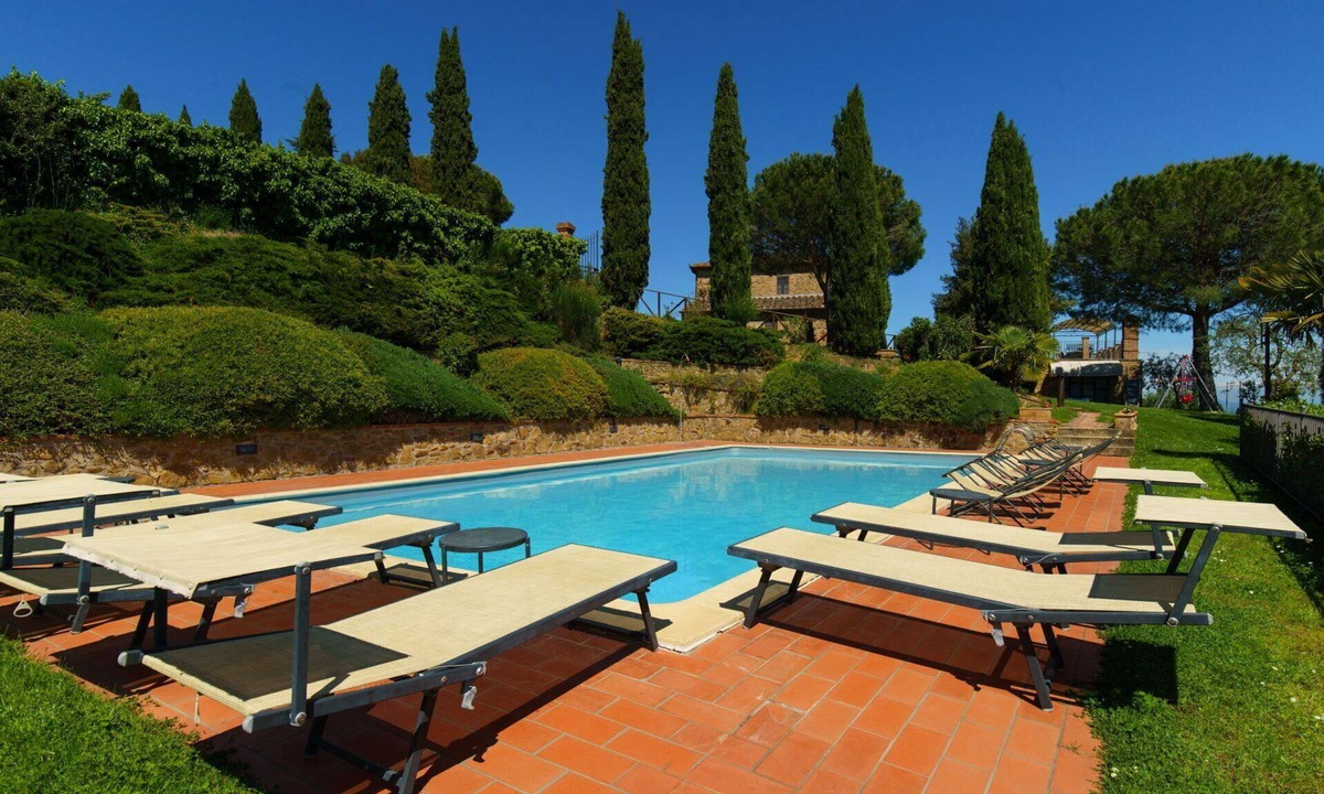 Sinalunga Villa | Wonderful private villa with WIFI, private pool, TV and parking, close to Montepulciano
