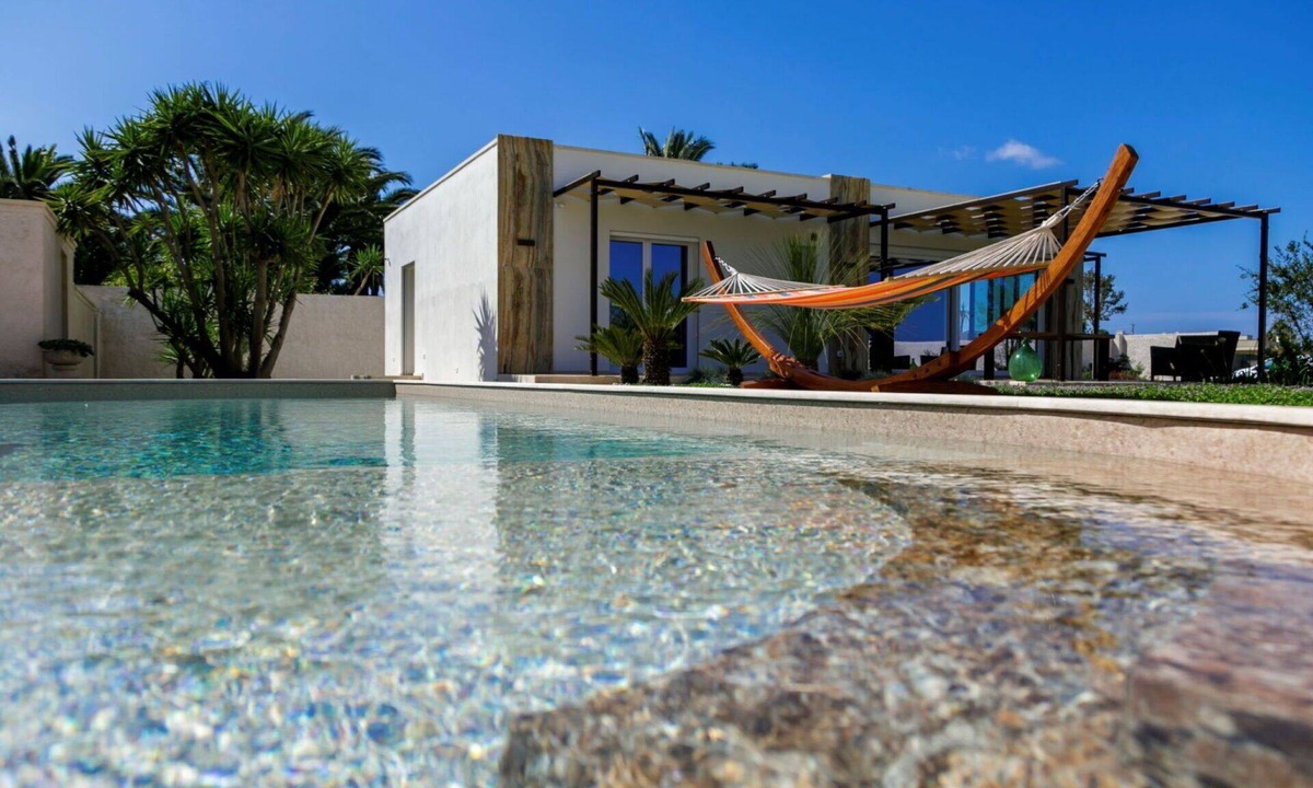 Nardo Villa | Wonderful private villa for 6 guests with private pool, A/C, WIFI, TV, patio and pets allowed