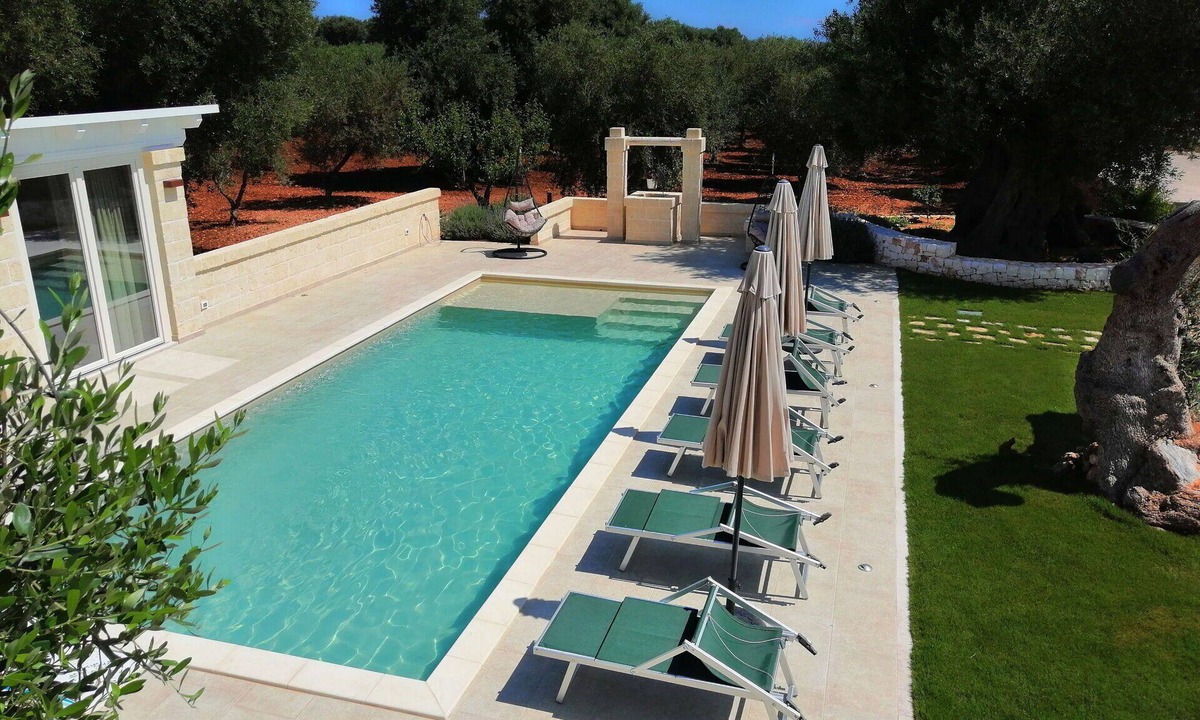 Ostuni Villa | Wonderful private villa for 6 people with A/C, WIFI, private pool, TV and veranda
