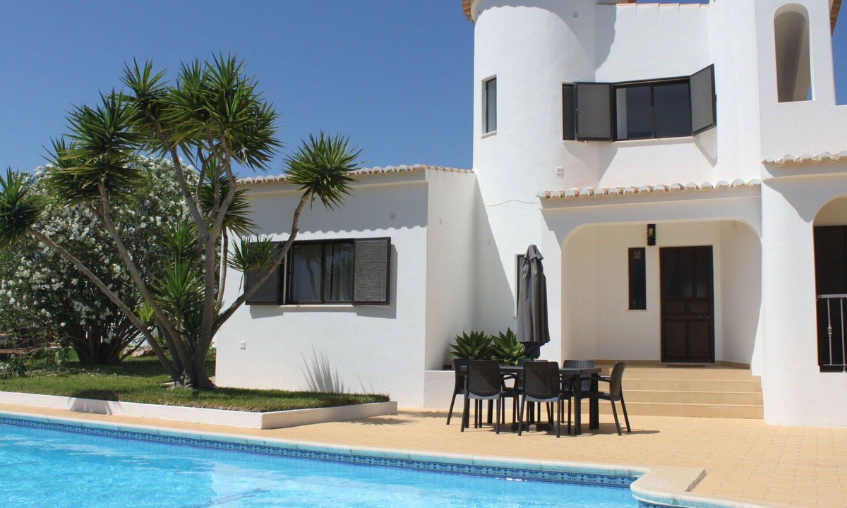 Poco Partido House | Wonderful private villa for 6 guests with WIFI, private pool, TV and terrace