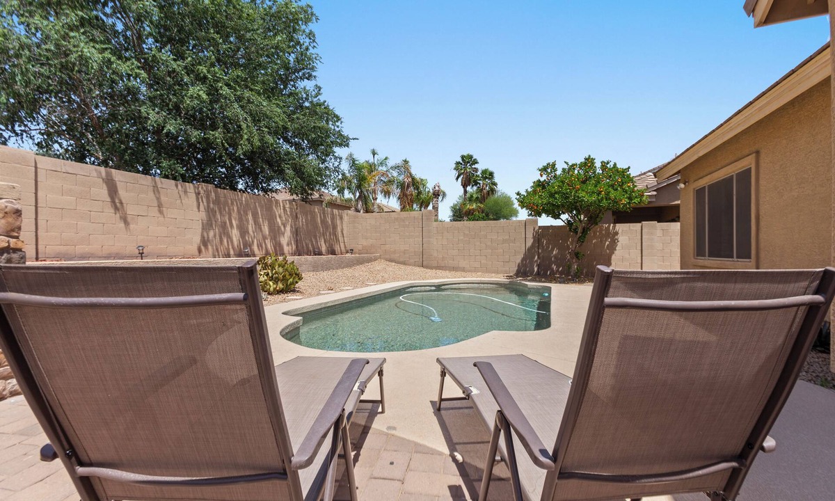 Mesa House | Wonderful Ranch Home with serene backyard and outdoor pool in Mesa