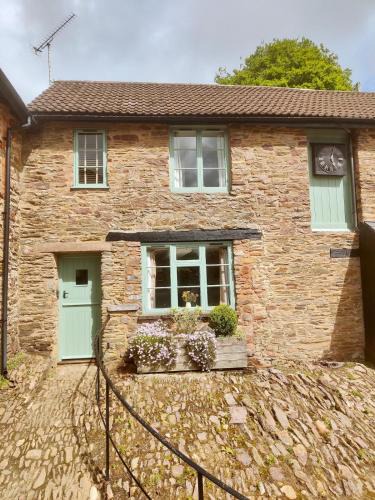 Exford House | Wonderfully situated in the heart of Exmoor