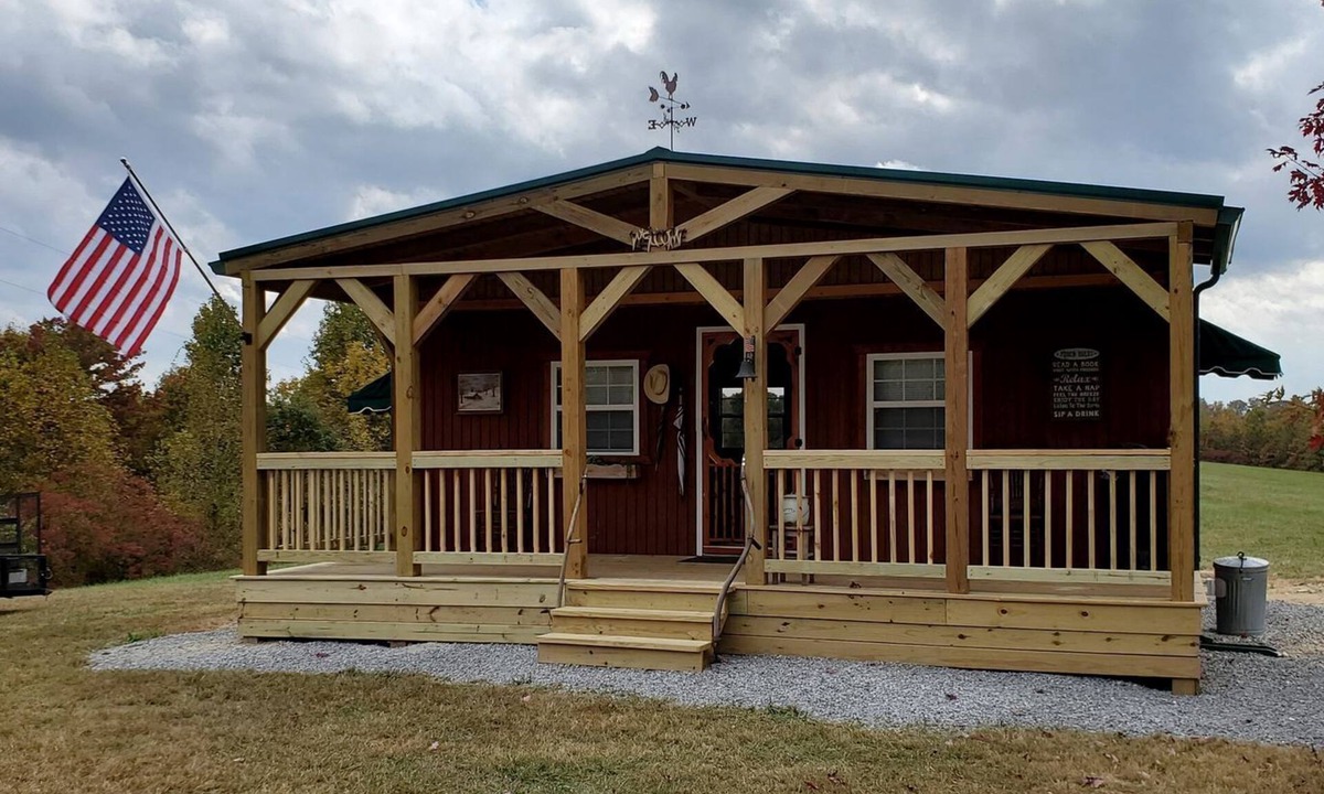 Liberty House | Wooden Rustic Cabin Great for Outdoor Activities in Liberty, Kentucky