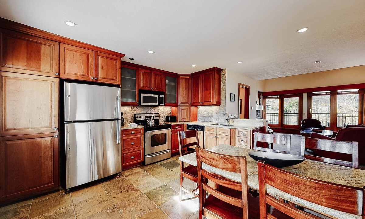 Snowmass Village Condo | Woodrun Place | P50