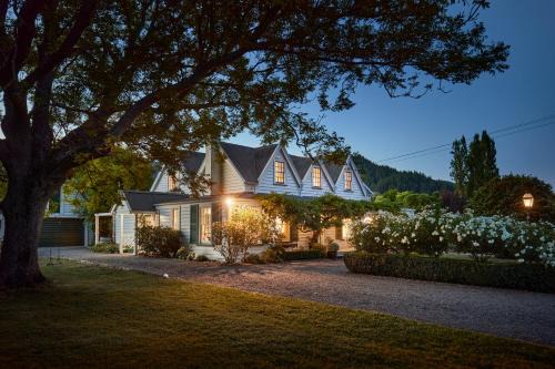 Tuamarina Bed & Breakfast | Woodside Bed and Breakfast