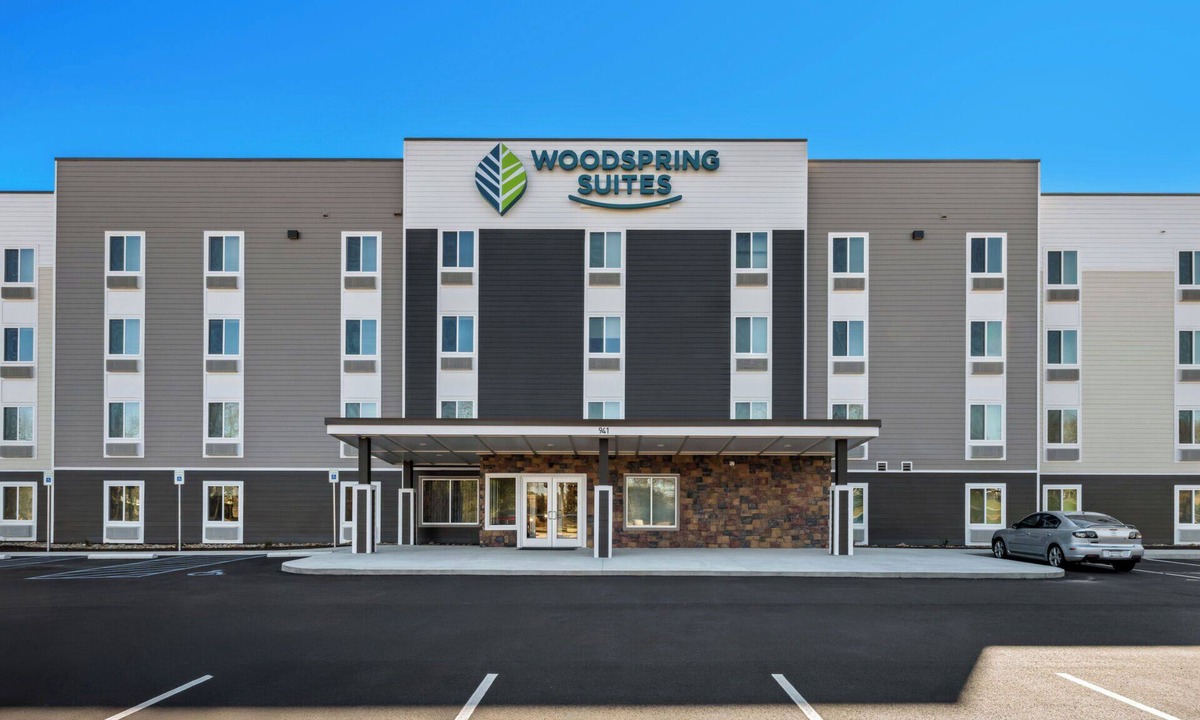 Charlotte Hotel | Woodspring Suites Charlotte - Arrowood