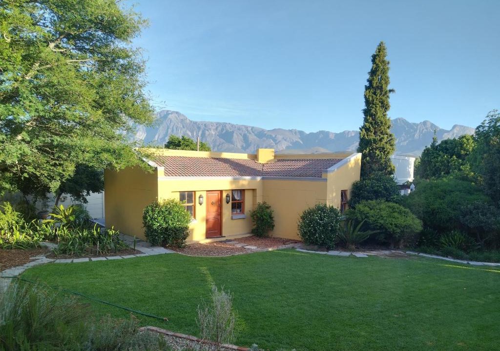 Worcester Apartment | Worcester Garden Cottage