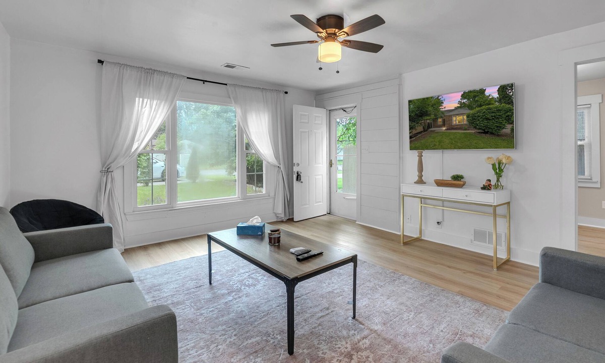Canton House | Work or Relax l Quiet & Clean