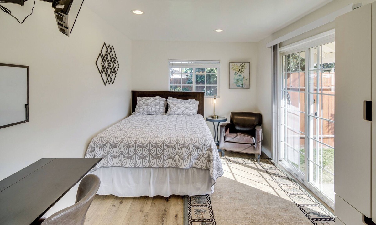 Simi Valley Apartment | Work & Play! Extended-Stay Studio in Simi Valley