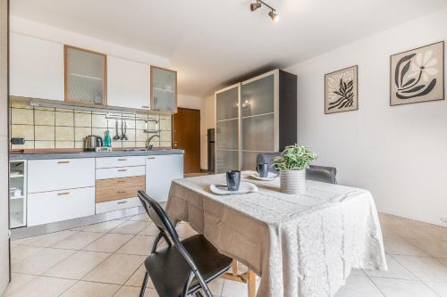 Pomezia Apartment | Work Relax Pomezia comfort in area business