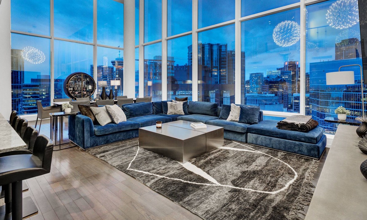 Coal Harbour Apartment | World Class Luxury at its finest
