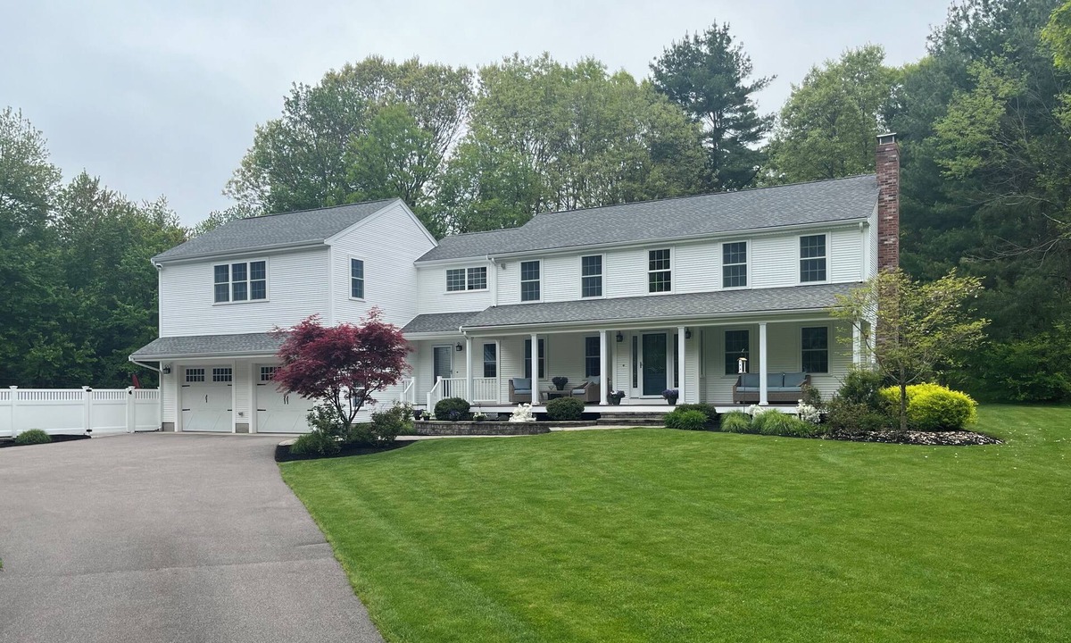 Foxboro Bed & Breakfast | World Cup 1-bedroom available in Luxurious Foxborough Home