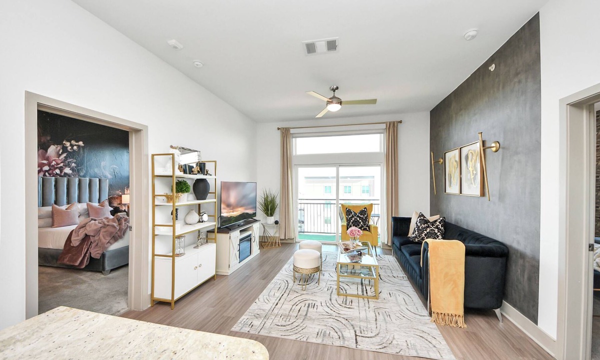 Braeswood Place Apartment | World Cup Bunker~Walk to MAJOR INTERNATIONAL SPORTING EVENT at NRG Stadium~TX Med Center