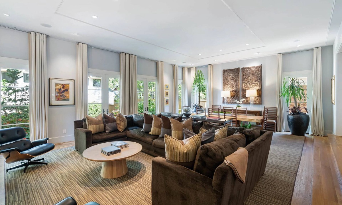 Virginia Highland House | World Cup Designer Home | Pool & Guest Suite
