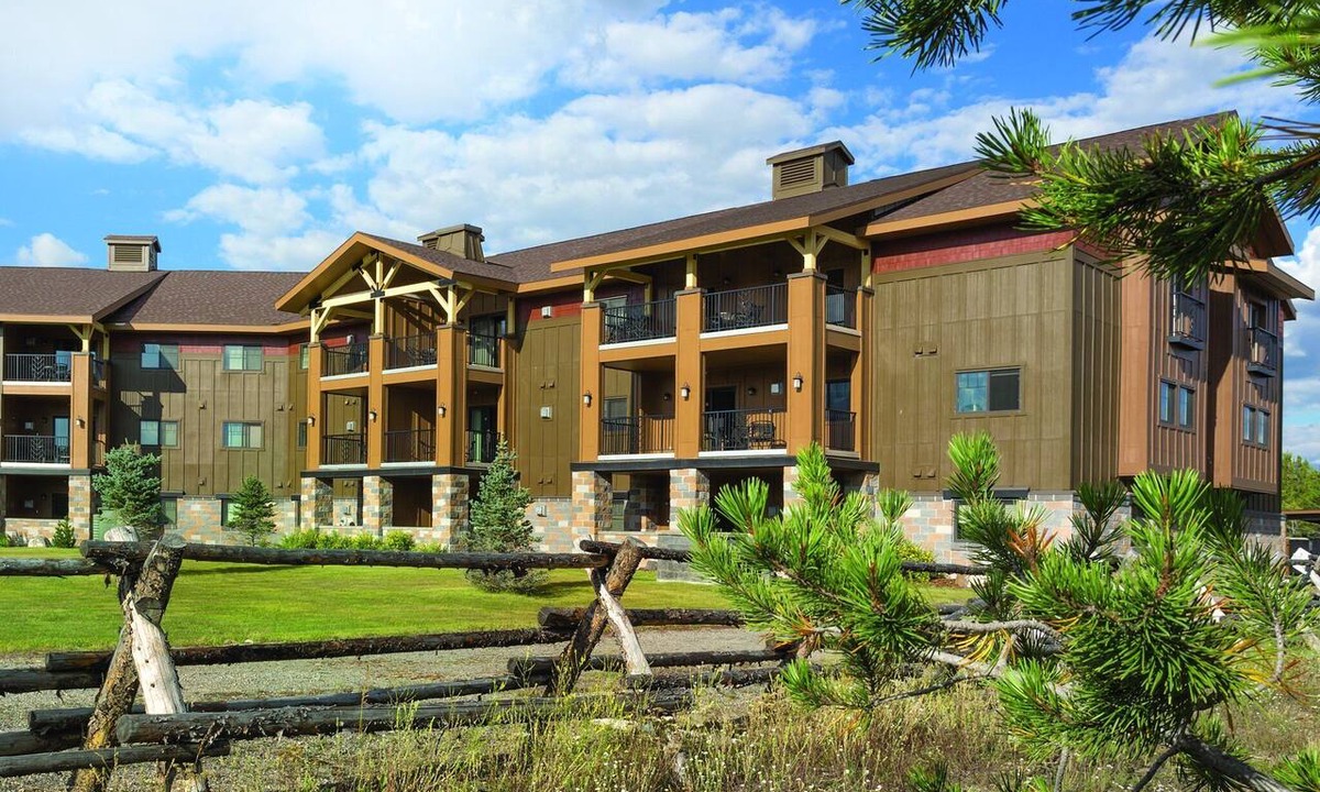 West Yellowstone Condo | Worldmark West Yellowstone 1minute to Gate! queen or 2twins 2ndBR BEST IN TOWN!