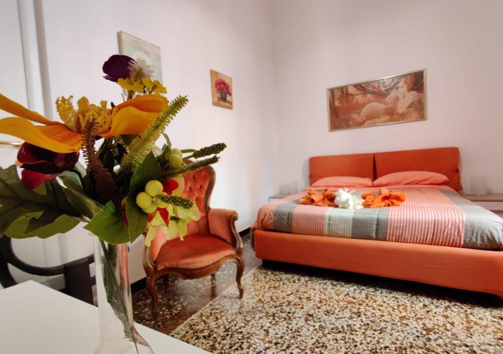 San Teodoro Apartment | WOW HOME - 175 mq - posteggio privato - davanti porto traghetti - fino a 10 posti letto
