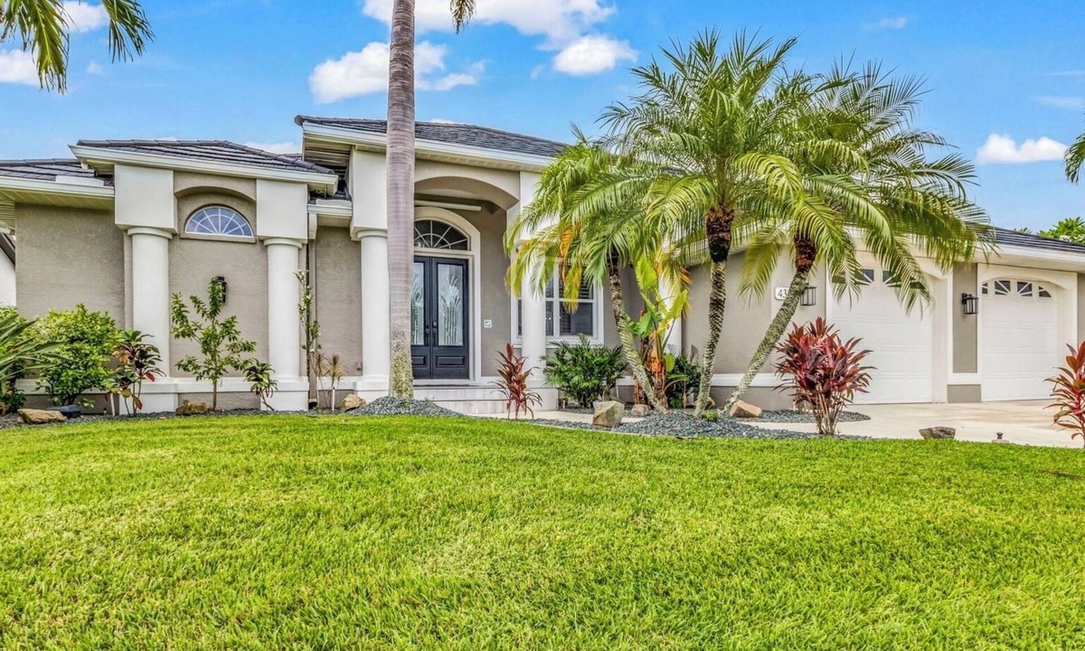 Burnt Store Isles House | WOW! Luxury Punta Gorda waterfront home; HEATED POOL, golf community; WOW factor