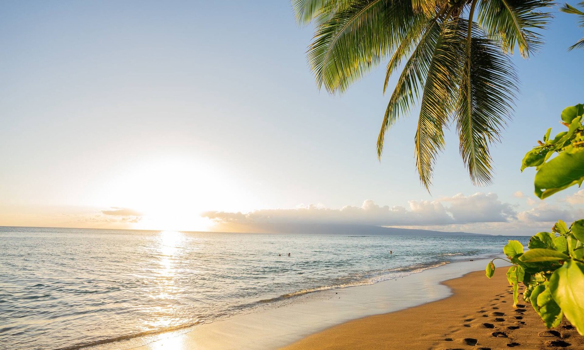 Kahana Condo | WOW! THIS IS MAUI 2bdr2bth condo 50ft to ocean, best views HUGE 1680sf, AC
