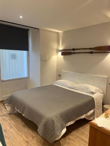 Pettenasco House | Wowies room
