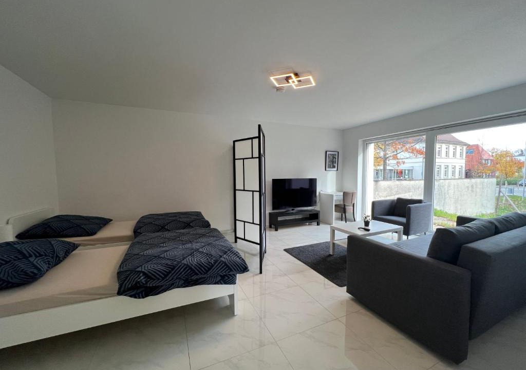 Neureut Nordlicher Teil Apartment | Wunderschöne Unterkunft mit Terrasse - 24h7t Checkin