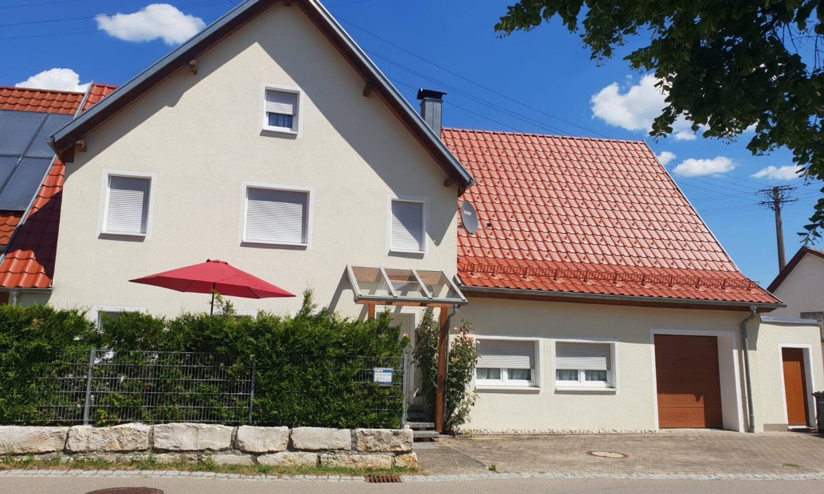 Zainingen House | Wunderschönes Ferienhaus in Zainingen by Interhome