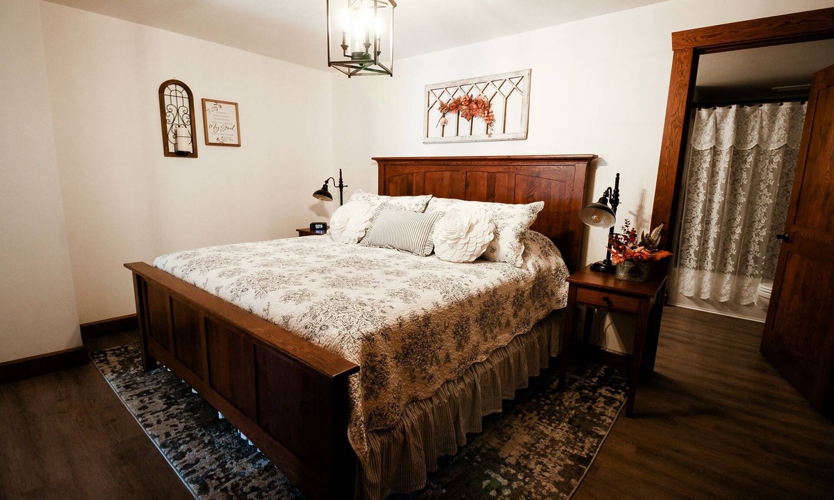 Berlin Apartment | Wurthmann House Unit #2Your Home Away From Home