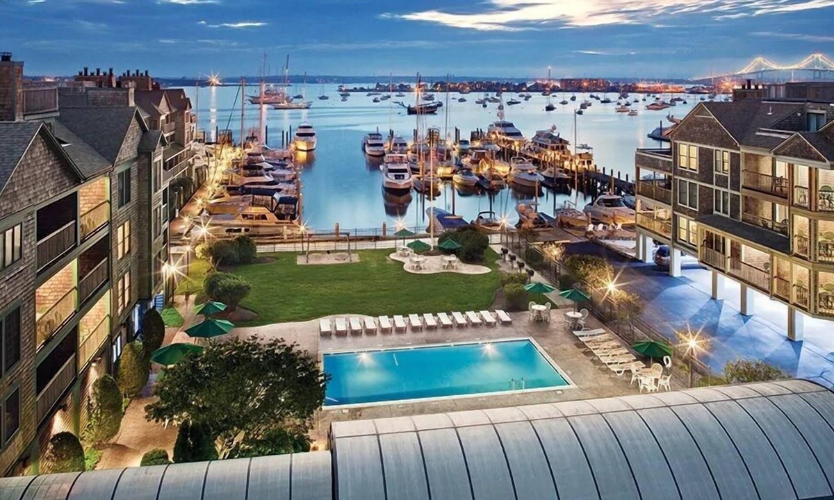 Yachting Village Resort | Wyndham Newport Onshore-2 BR-Near Museum,shops & more