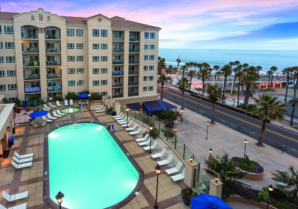 Townsite House | Wyndham Oceanside Eight 8BR Apartments