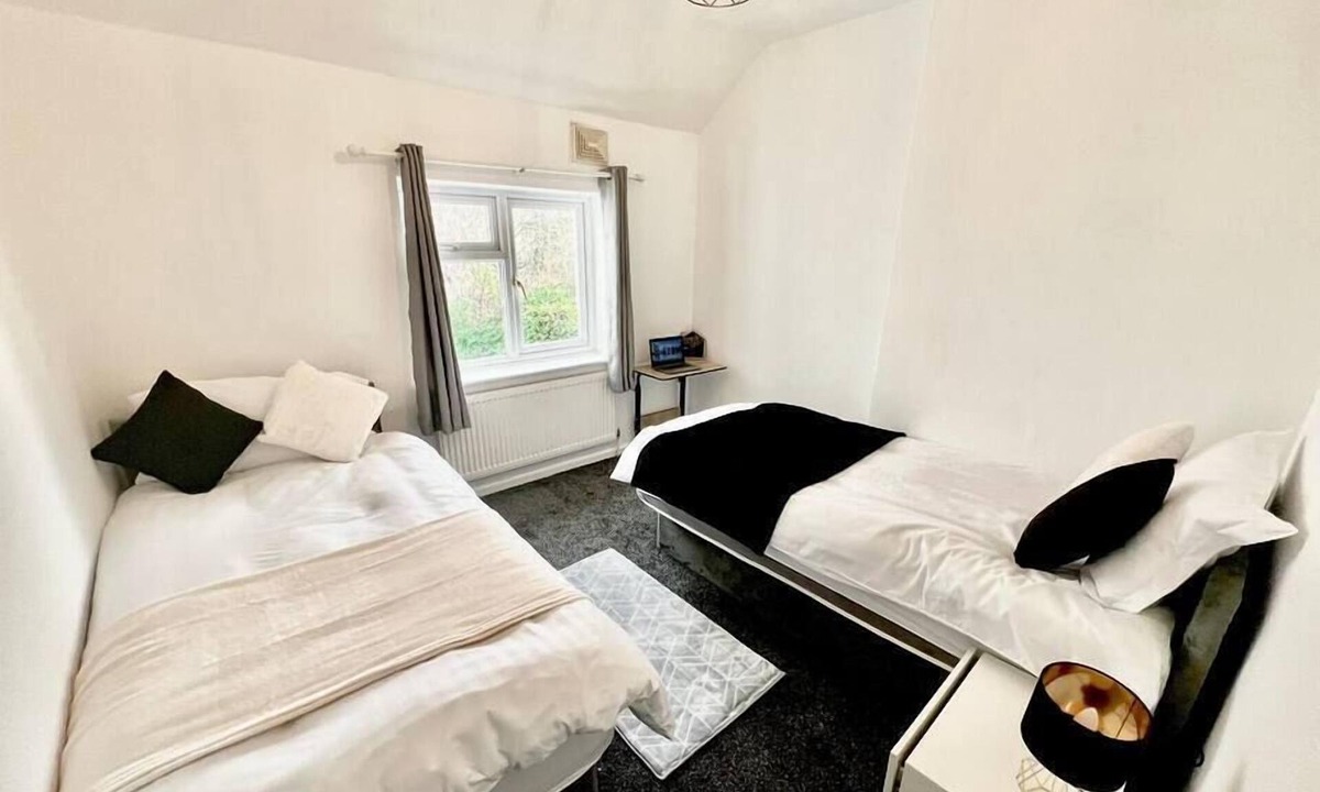 Watford Town Centre Apartment | xcusive properties ltd