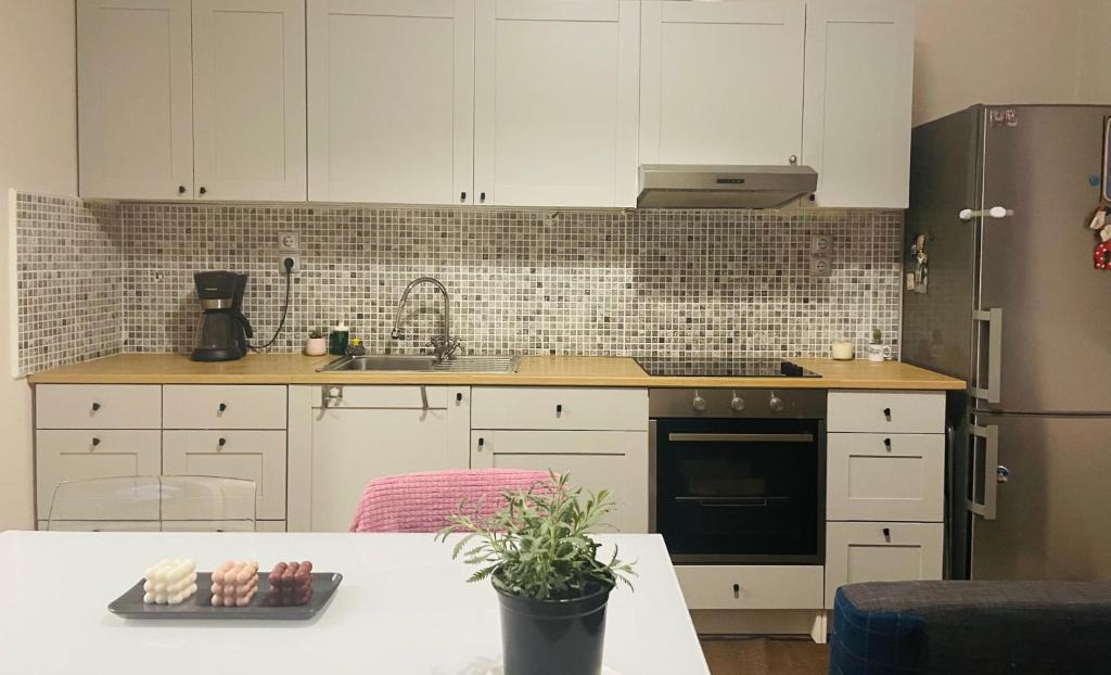 Kolokinthou Apartment | Xris home