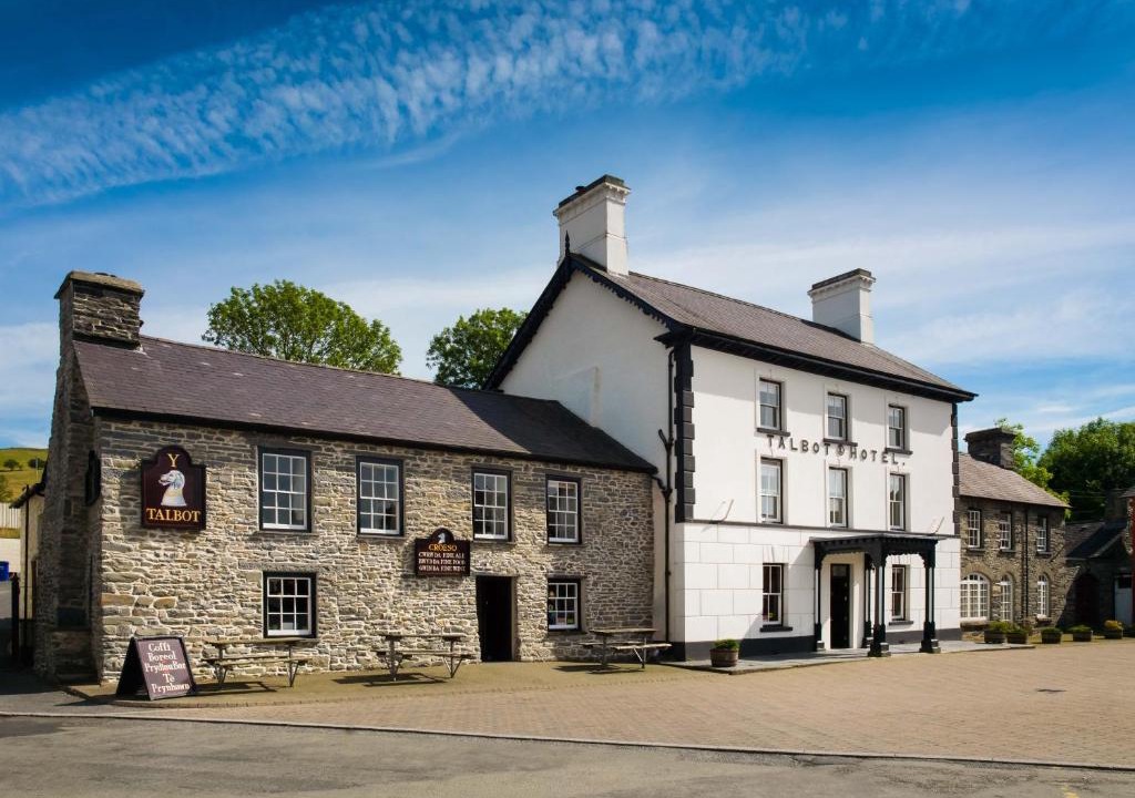 Tregaron Hotel | Y Talbot