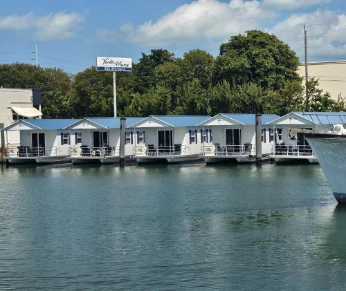 Marathon Hotel | Yacht Haven