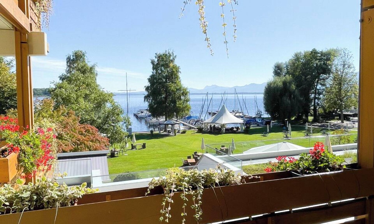 Prien am Chiemsee Hotel | Yachthotel Chiemsee